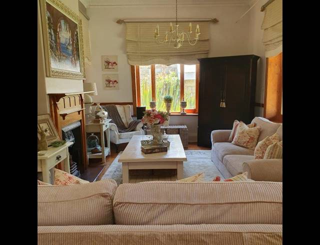 3 BEDROOM HOUSE FOR SALE IN LADYBRAND